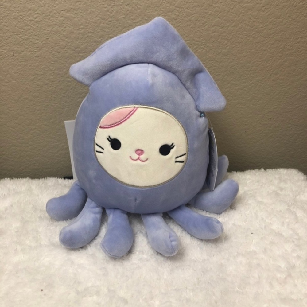 Squishmallow Karina the Cat Squid 8"
